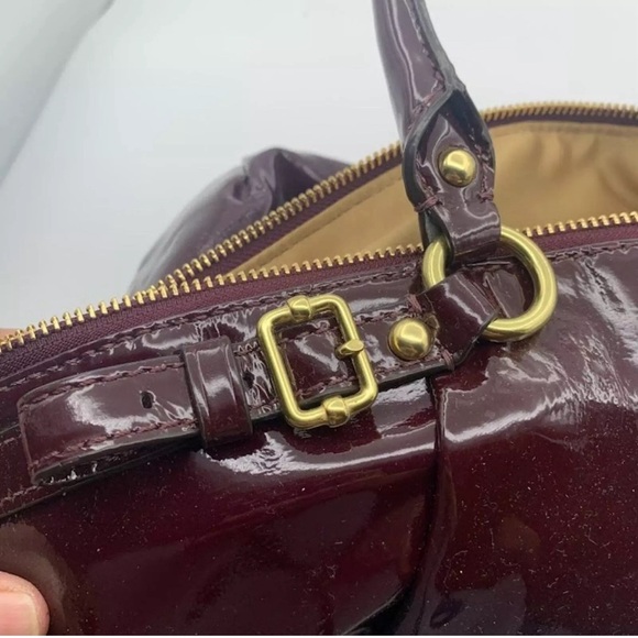 COACH Madison Lindsey Patent Leather Large 18627
Satchel in Plum Good Condition - Picture 7 of 12